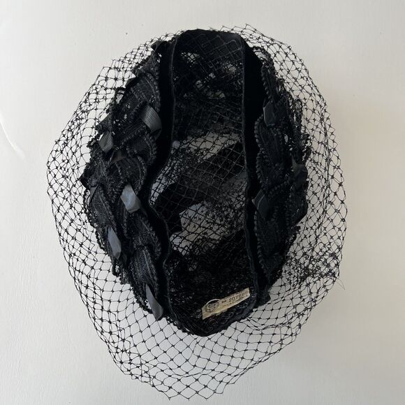 Vintage Women's Black Face Netting Weaved Pillbox Hat USA Union Made HH207802 - Picture 8 of 16